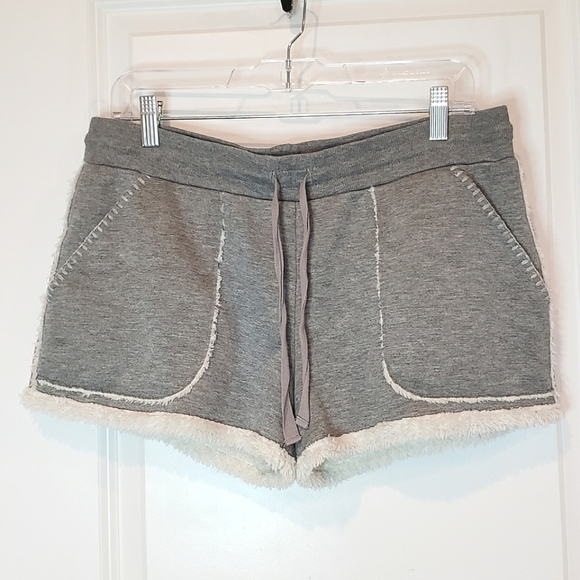 PJ Salvage Gray Plush Fleece Sherpa Lined Drawstring Lounge Shorts L - Picture 1 of 8